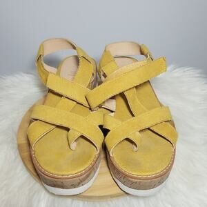 Mi.iM Mustard Yellow Strappy Platform Cork Heel Sandals Women's Size 8.5